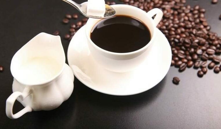 Tomar café e chá é pecado?